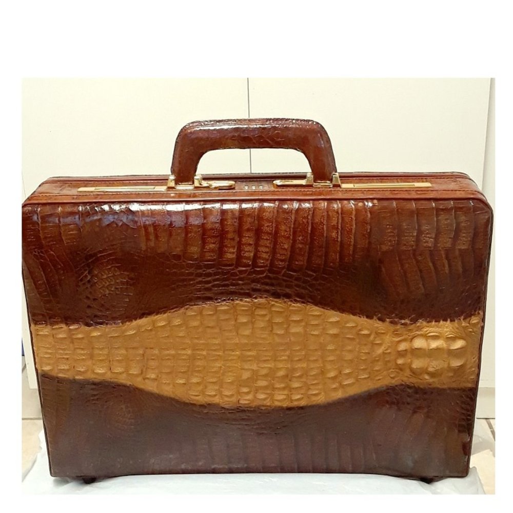 Vintage elegant Crocodile leather men briefcase
